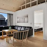 Elinora - 100m From The Sea By Interhome Lakolk